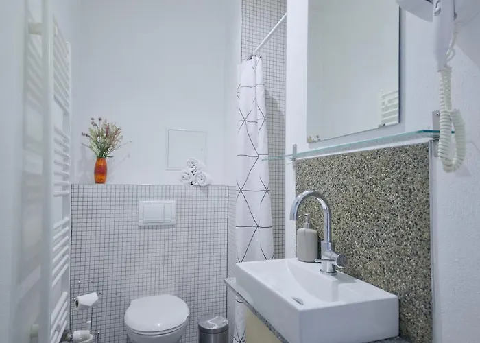 Ground Floor Lal Appartement Berlin