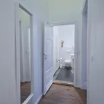 Ground Floor Lal برلين