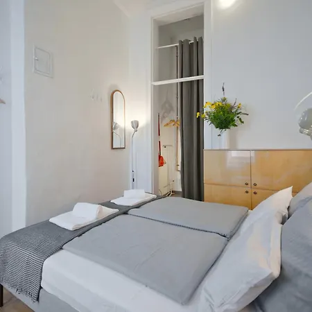 Apartment Ground Floor Apartment Lal *