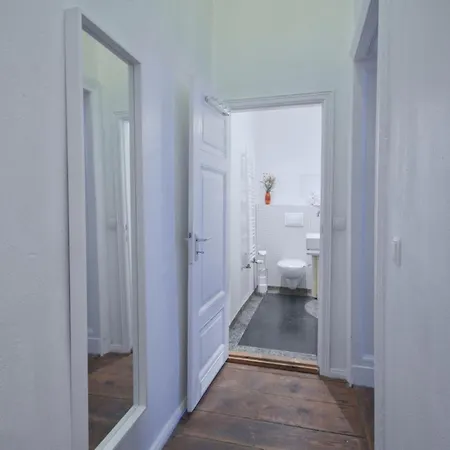 Ground Floor Apartment Lal Berlin